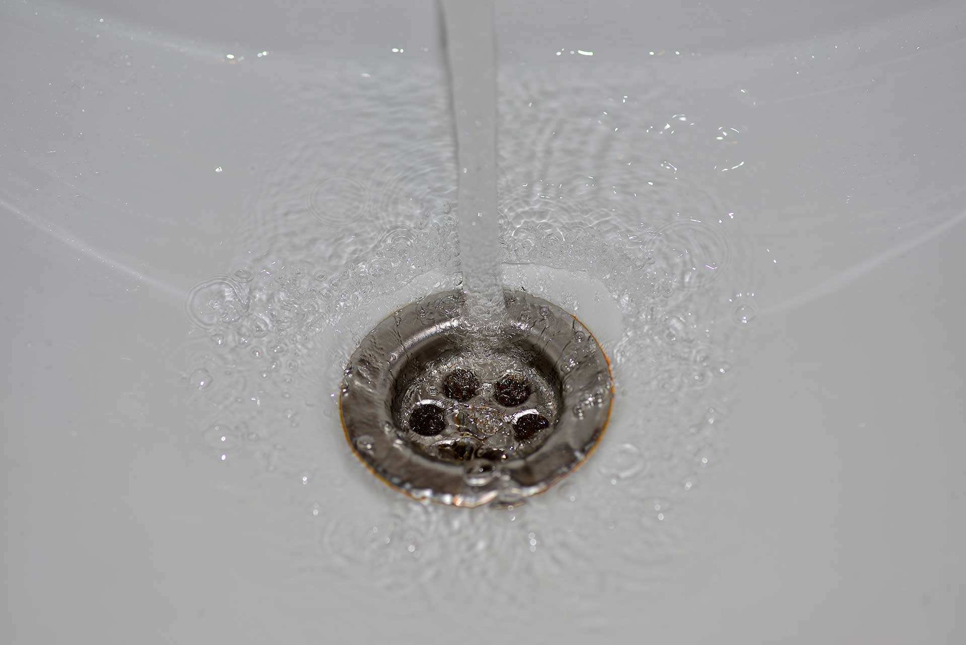 A2B Drains provides services to unblock blocked sinks and drains for properties in Newton Le Willows.